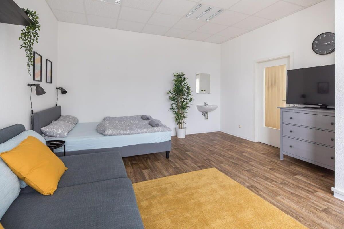 Spacious 2 Bedroom Apartment Гамбург Экстерьер фото