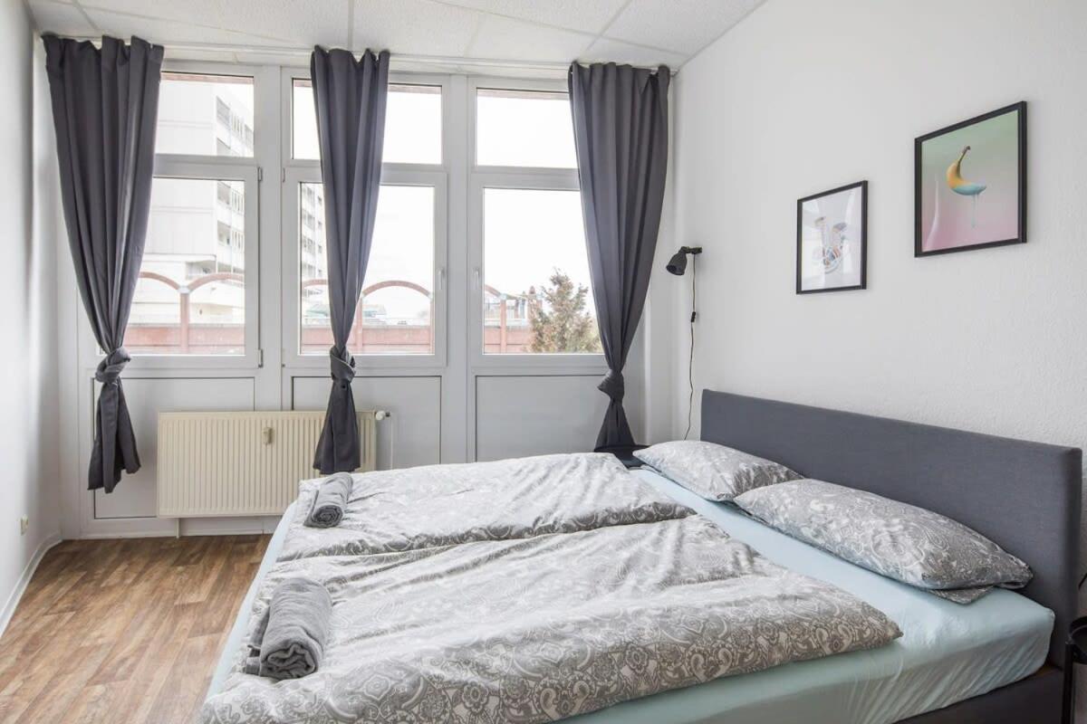 Spacious 2 Bedroom Apartment Гамбург Экстерьер фото